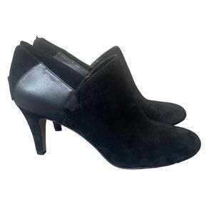 Vince‎ Camuto Women Vaniesha Ankle Boots
Booties Black Suede Stiletto Zip 9.5M
